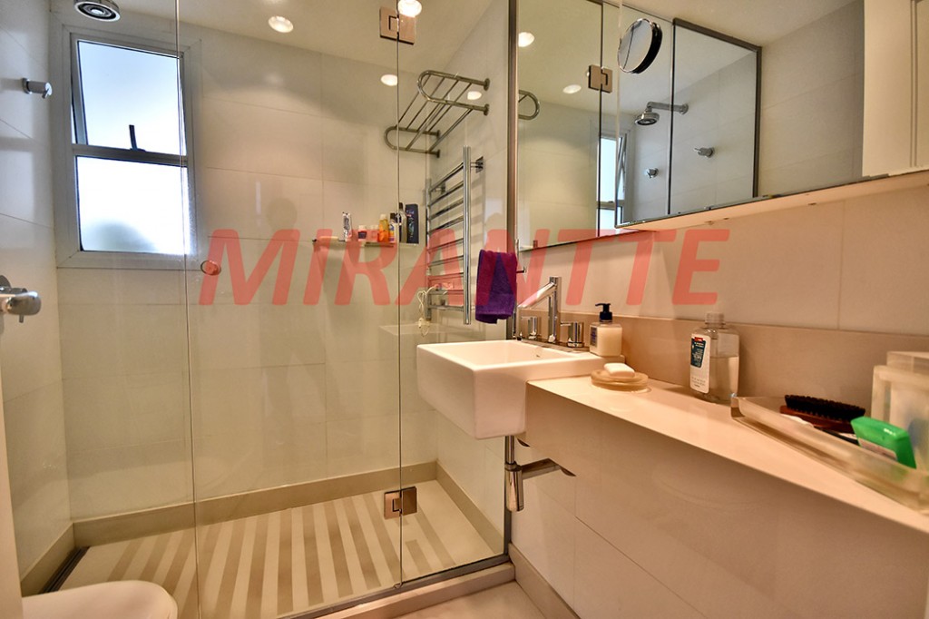 Cobertura de 181m² com 3 quartos em Moema