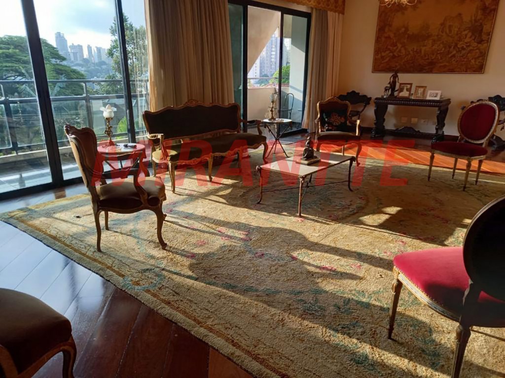 Apartamento de 300m² com 3 quartos em Higienópolis
