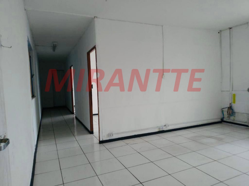 Comercial de 1000m² em Cumbica