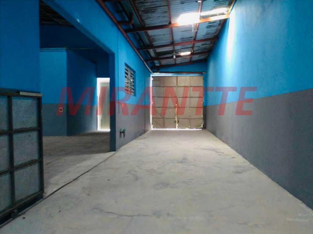 Comercial de 1000m² em Cumbica