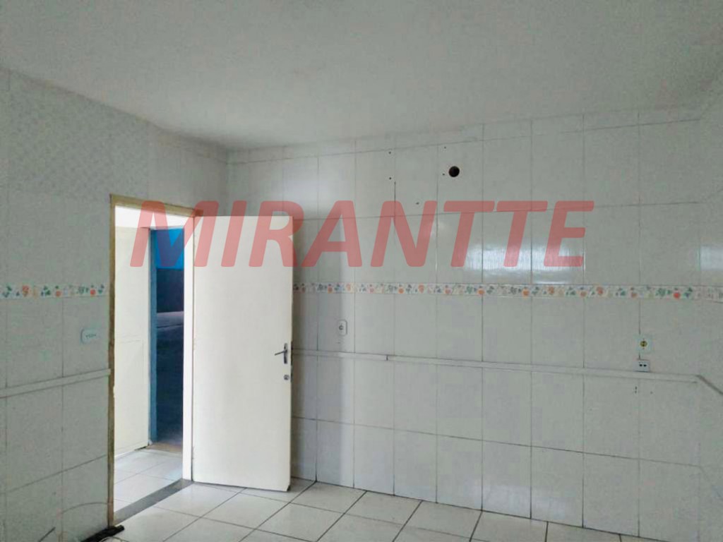 Comercial de 1000m² em Cumbica