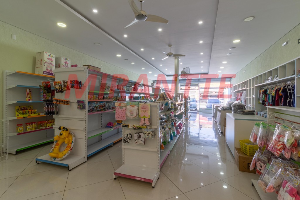 Comercial de 290m² em Jaçana