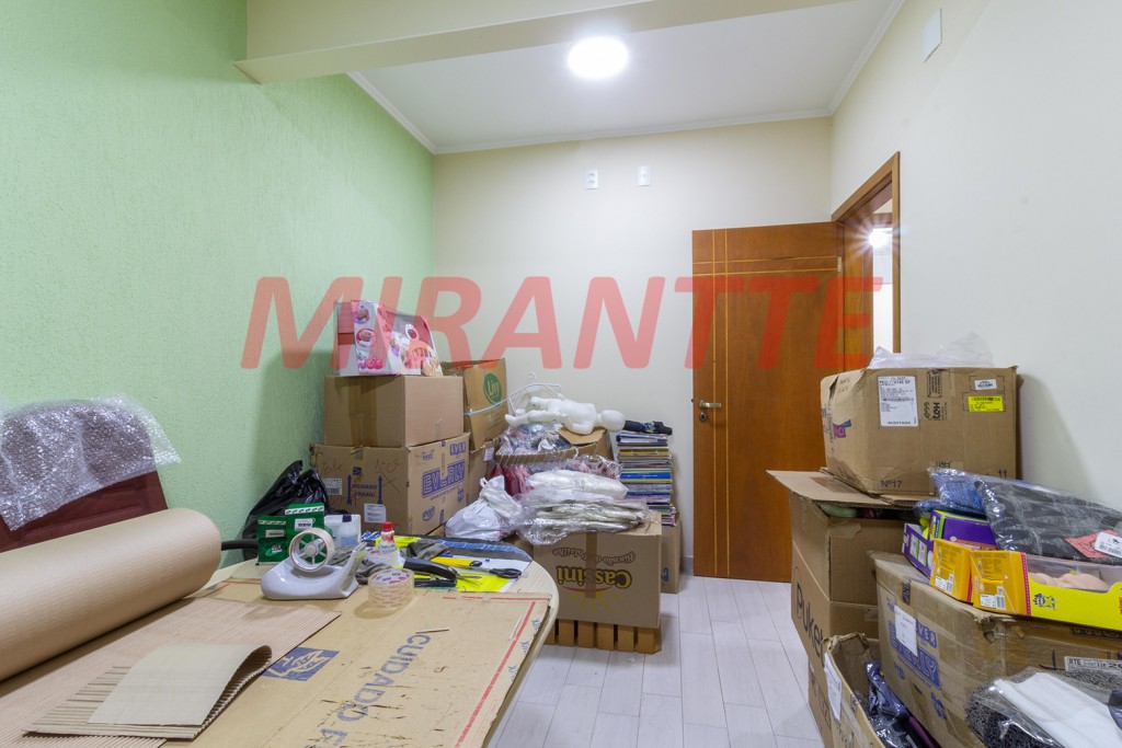 Comercial de 290m² em Jaçana