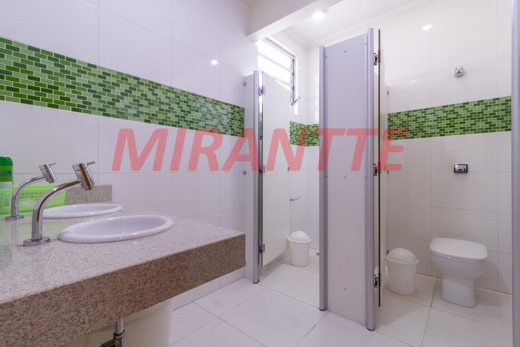 Comercial de 290m² em Jaçana