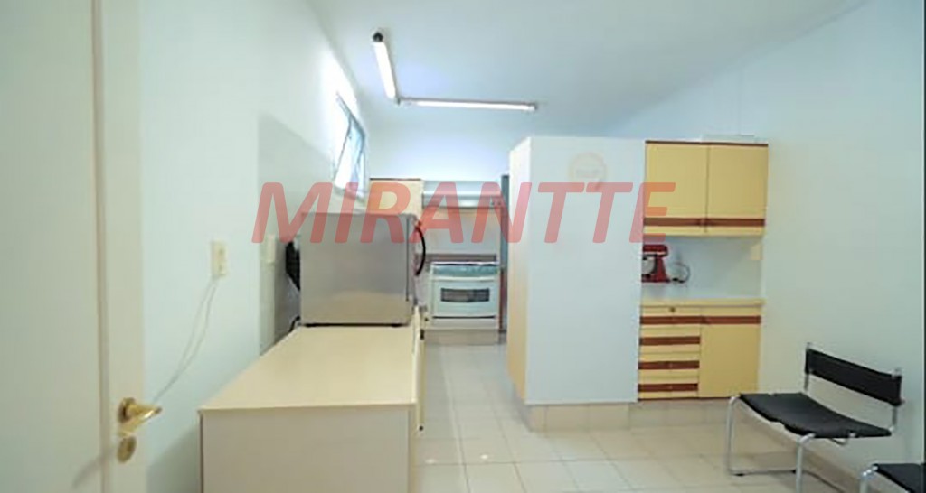 Apartamento de 150m² com 4 quartos em Centro