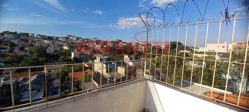 Sobrado de 260m² com 3 quartos em Casa Verde