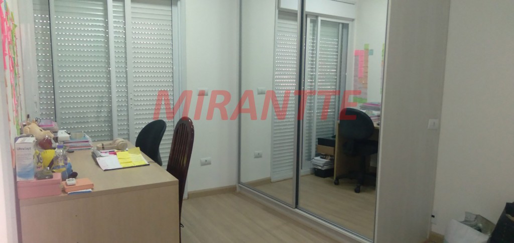 Sobrado de 4.11m² com 3 quartos em Jardim França