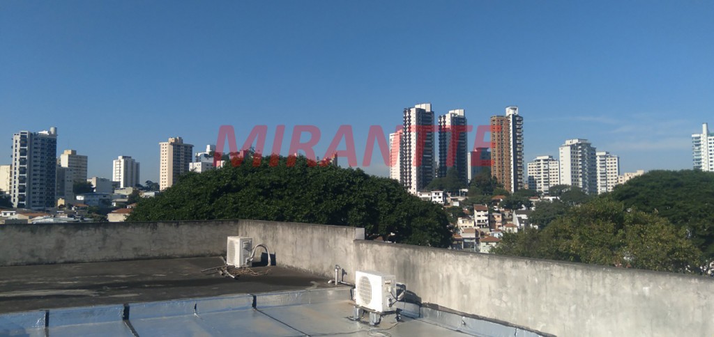 Sobrado de 4.11m² com 3 quartos em Jardim França