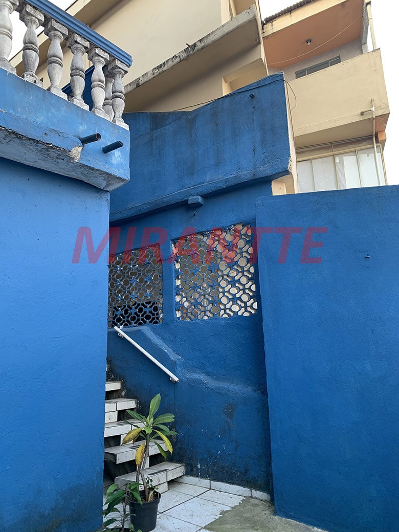 Sobrado de 286m² com 4 quartos em Vila Carbone