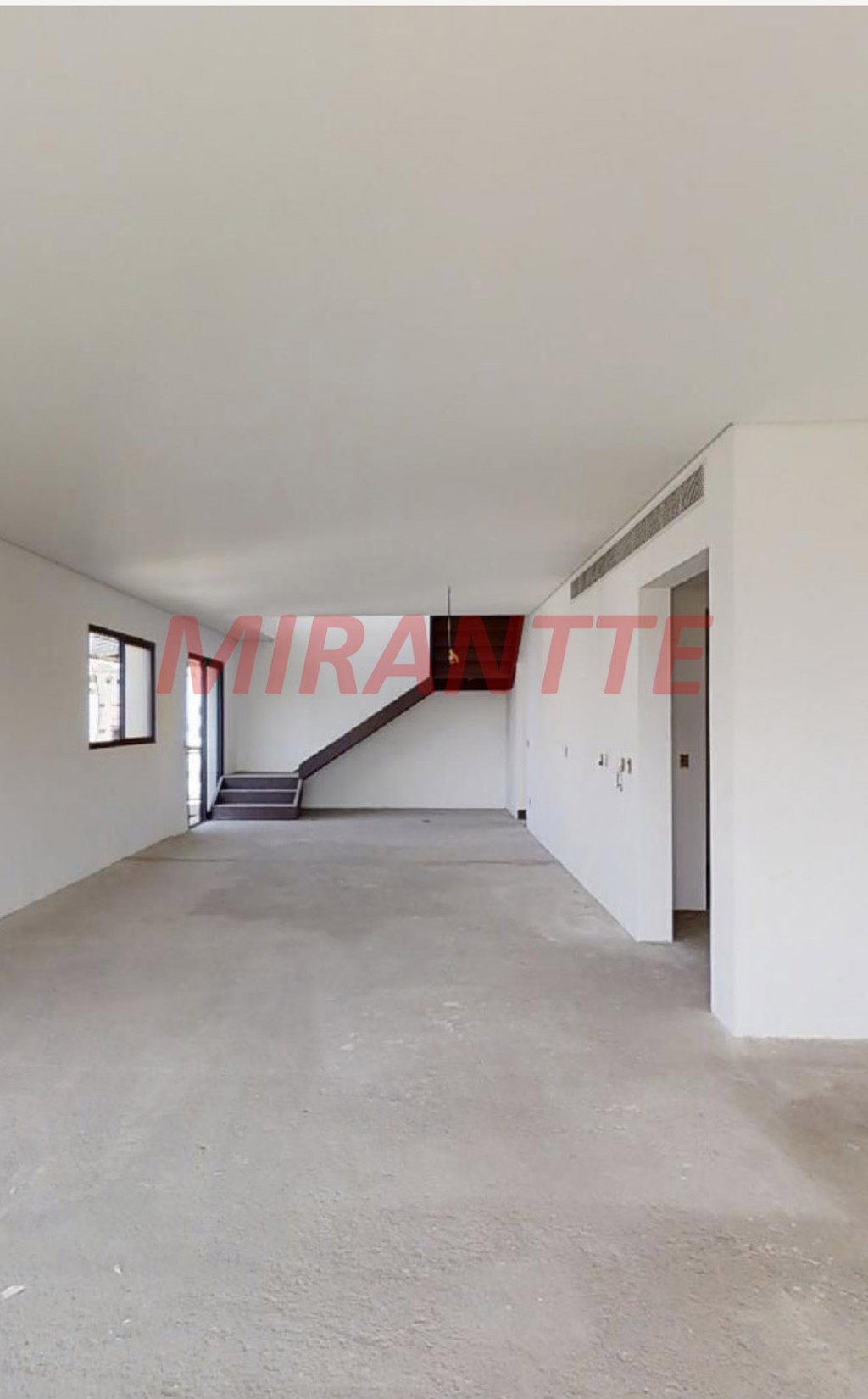 Cobertura duplex de 556m² com 4 quartos em Real Parque