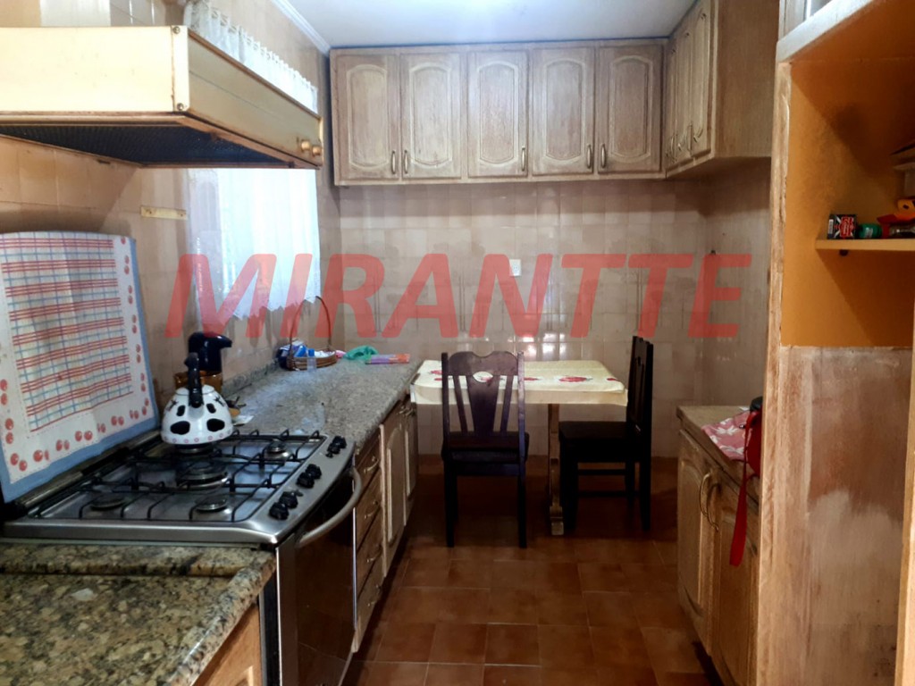 Sobrado de 317m² com 4 quartos em Horto Florestal