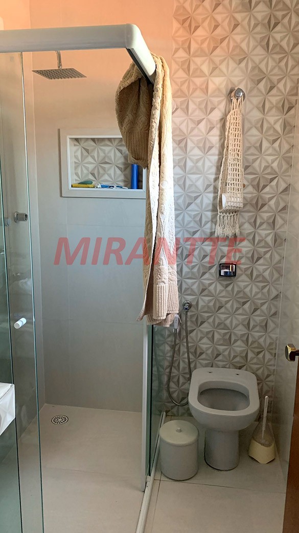 Sobrado de 245m² com 4 quartos em Tremembe