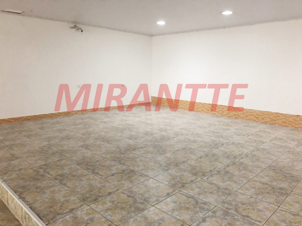 Comercial em Santana