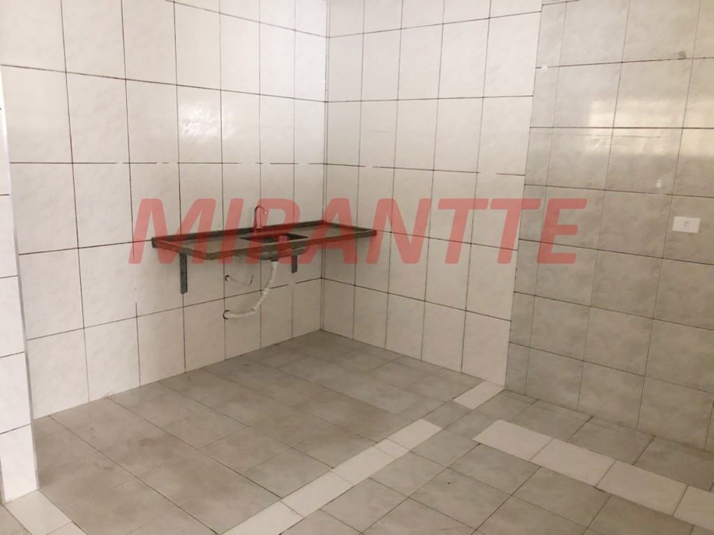 Comercial em Santana