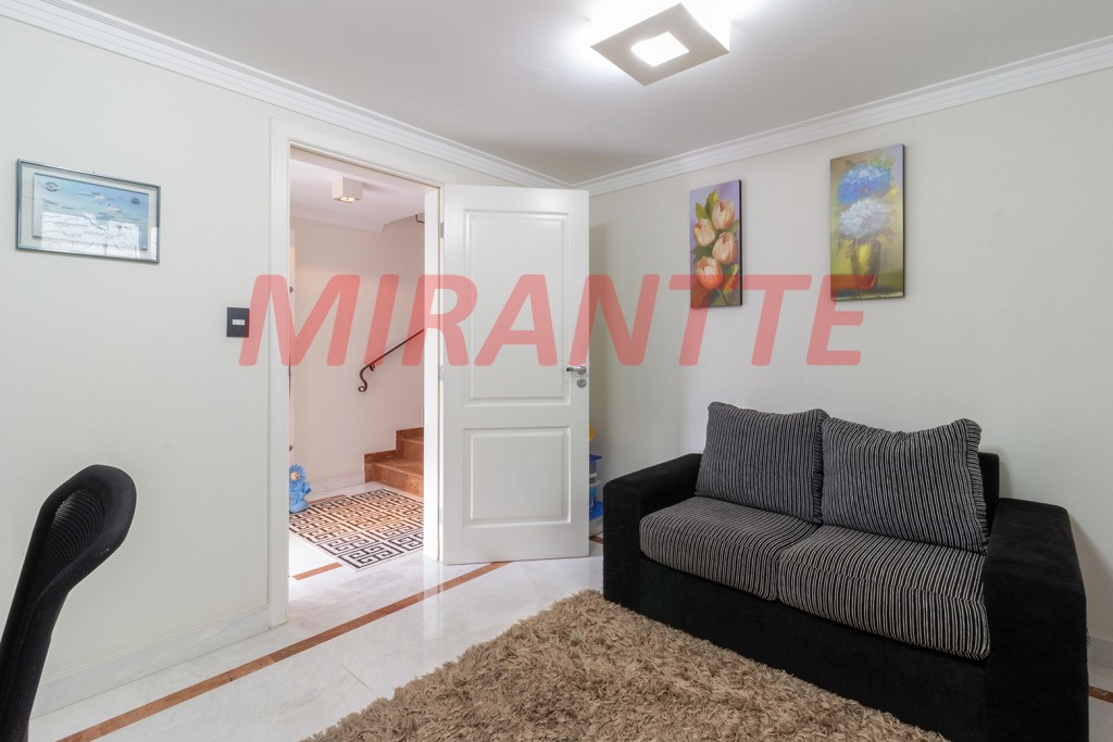 Sobrado de 557m² com 4 quartos em Jardim França