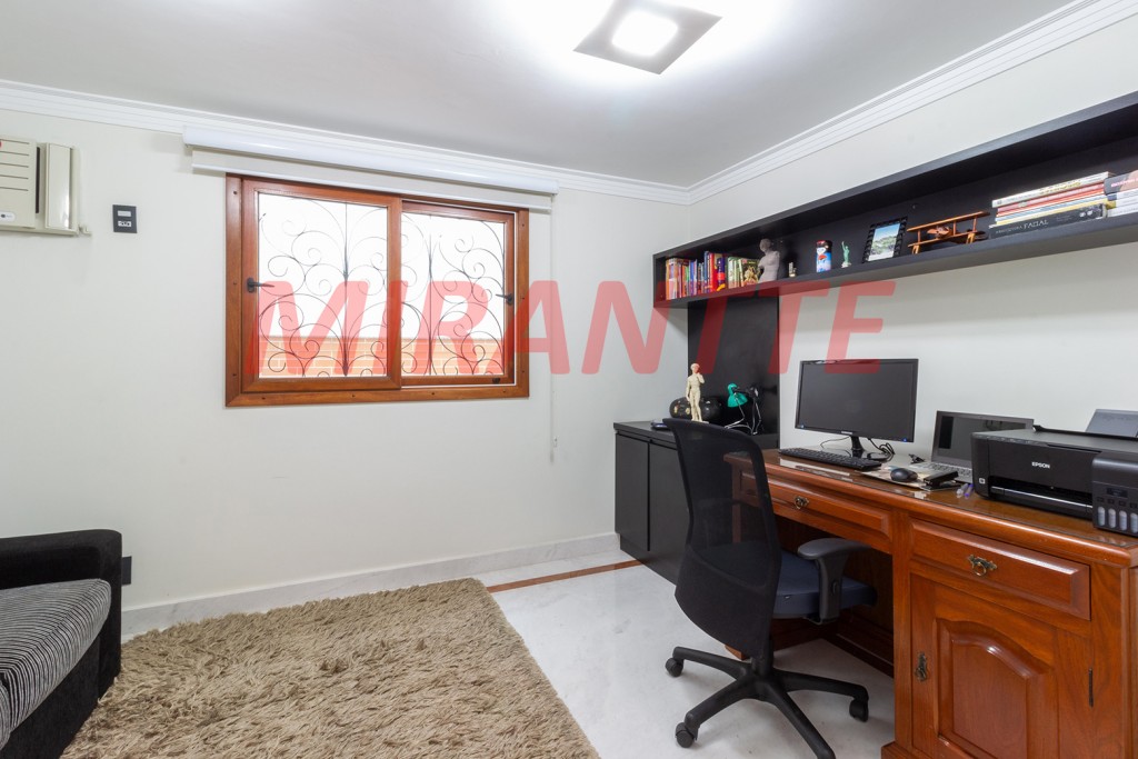Sobrado de 557m² com 4 quartos em Jardim França