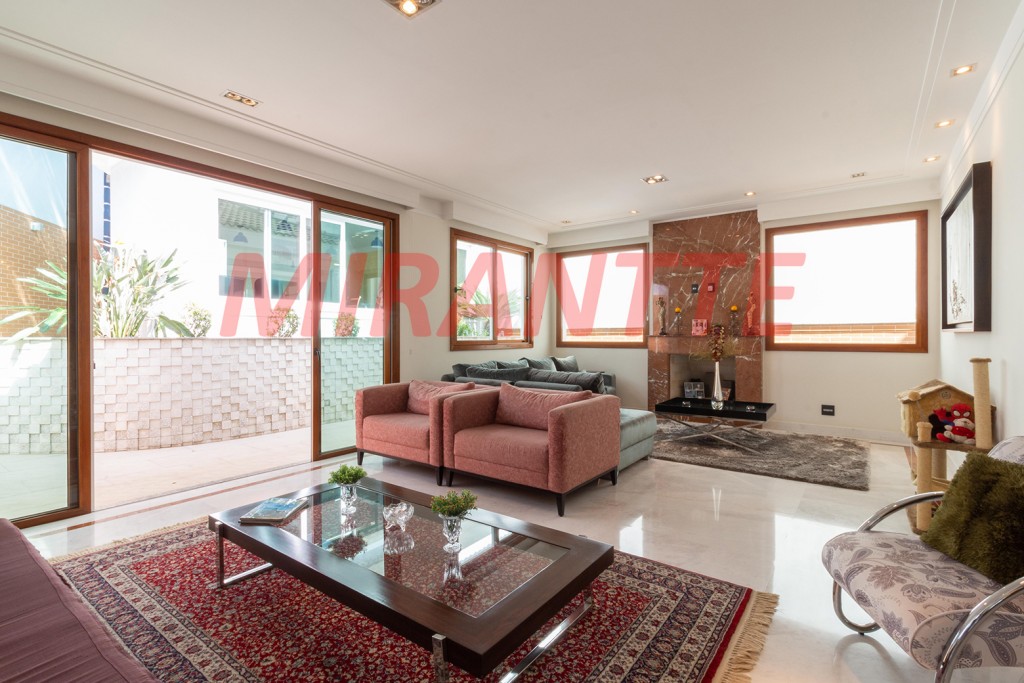 Sobrado de 557m² com 4 quartos em Jardim França