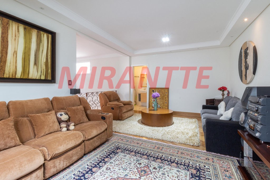 Sobrado de 557m² com 4 quartos em Jardim França