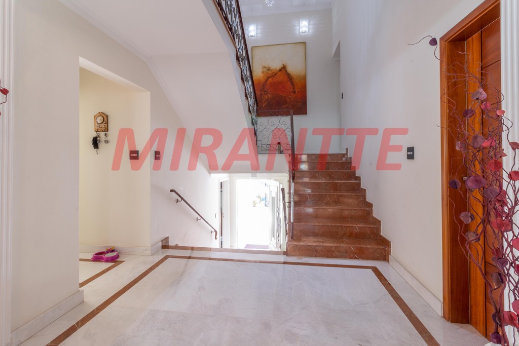 Sobrado de 557m² com 4 quartos em Jardim França