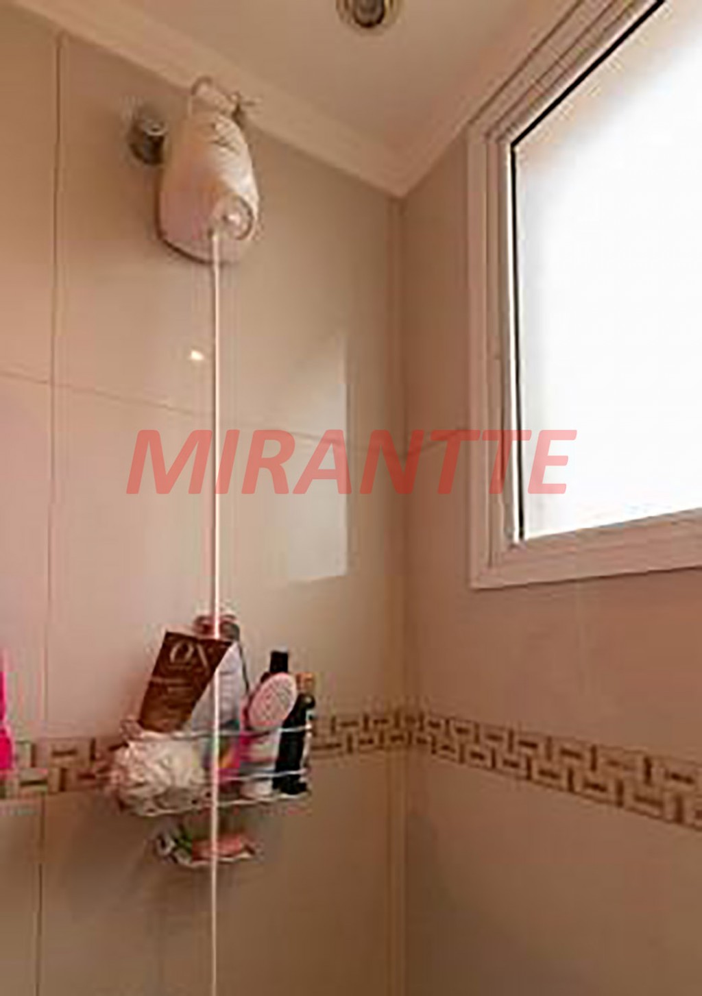 Sobrado de 227m² com 3 quartos em Jardim Peri