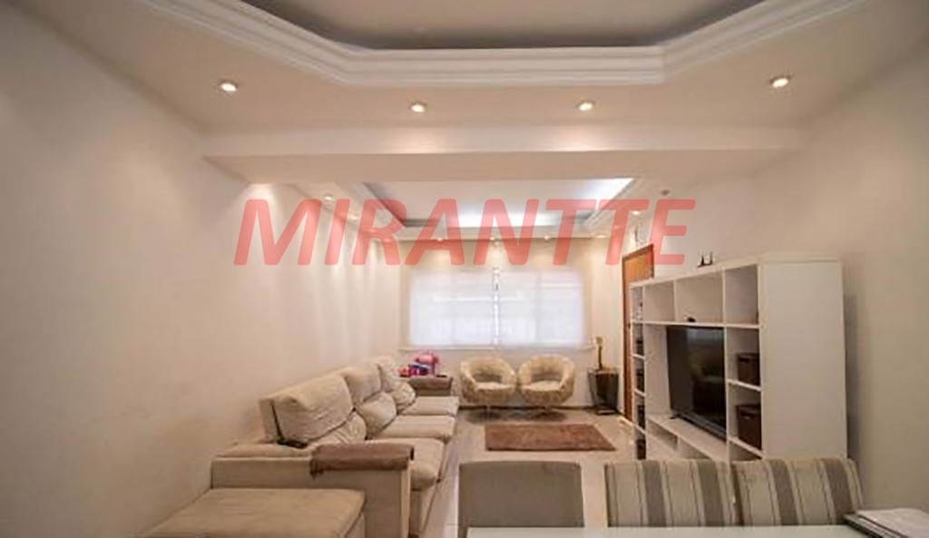 Sobrado de 227m² com 3 quartos em Jardim Peri