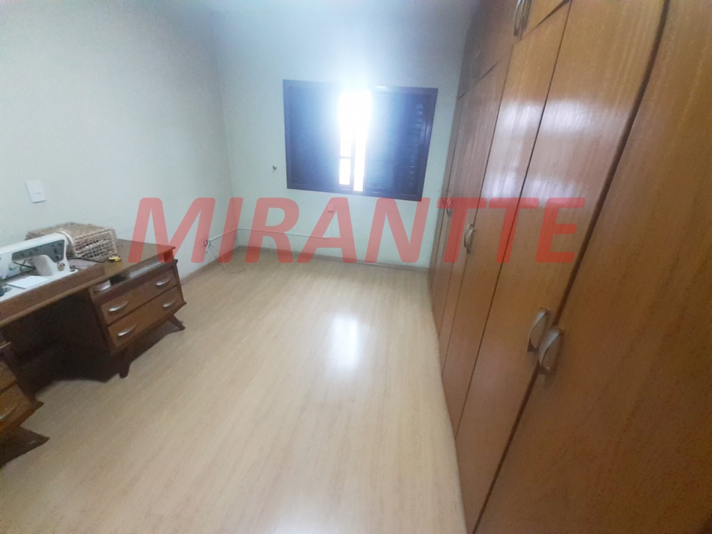 Sobrado de 197m² com 4 quartos em Jaçana