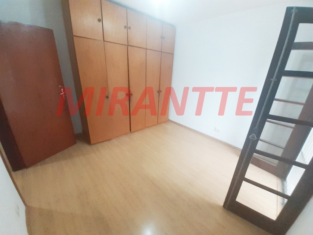 Sobrado de 197m² com 4 quartos em Jaçana