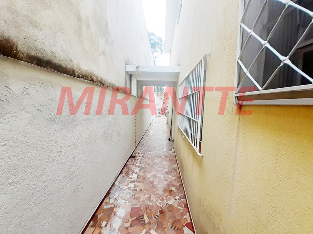 Sobrado de 197m² com 4 quartos em Jaçana