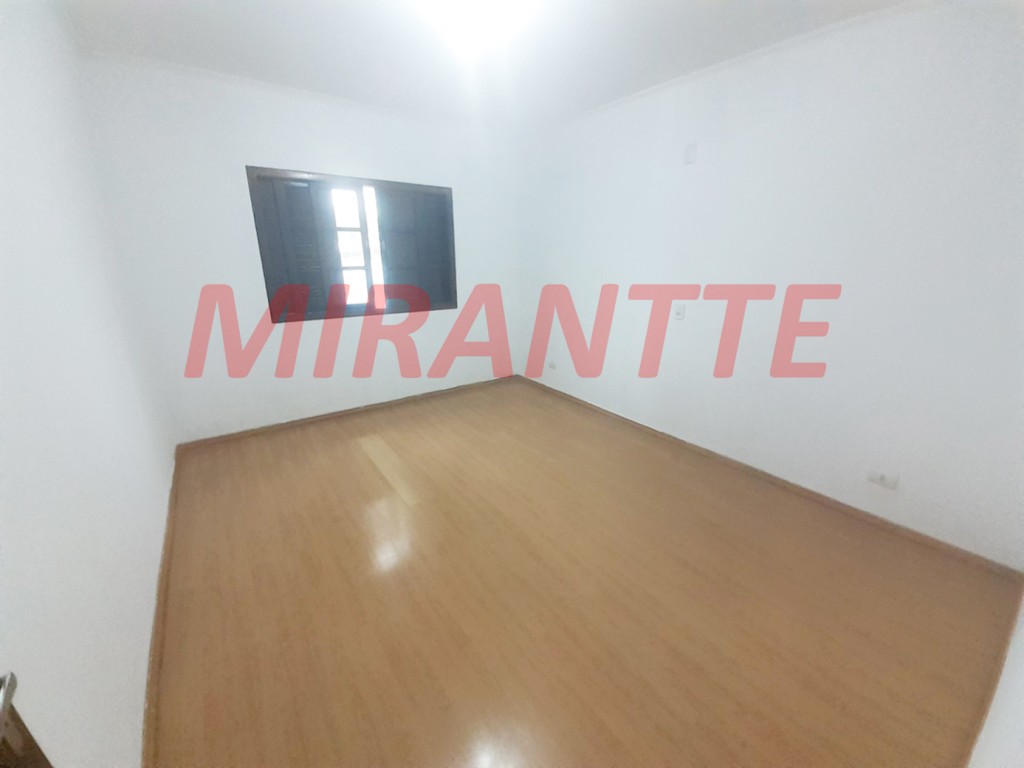 Sobrado de 197m² com 4 quartos em Jaçana