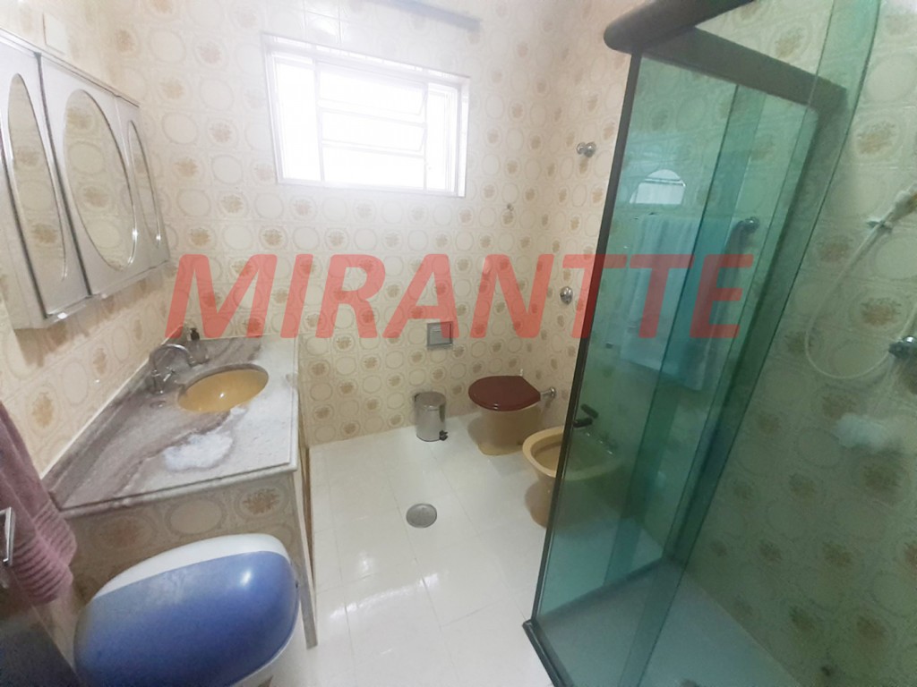 Sobrado de 197m² com 4 quartos em Jaçana