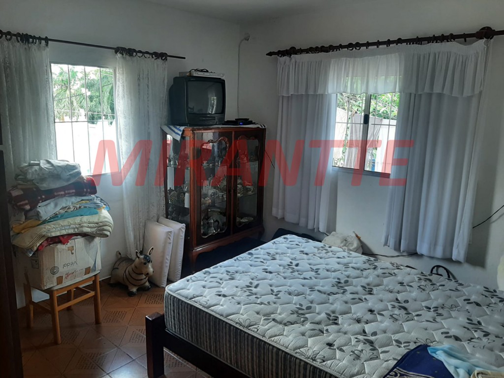 Casa terrea de 150m² com 6 quartos em Jardim Joamar
