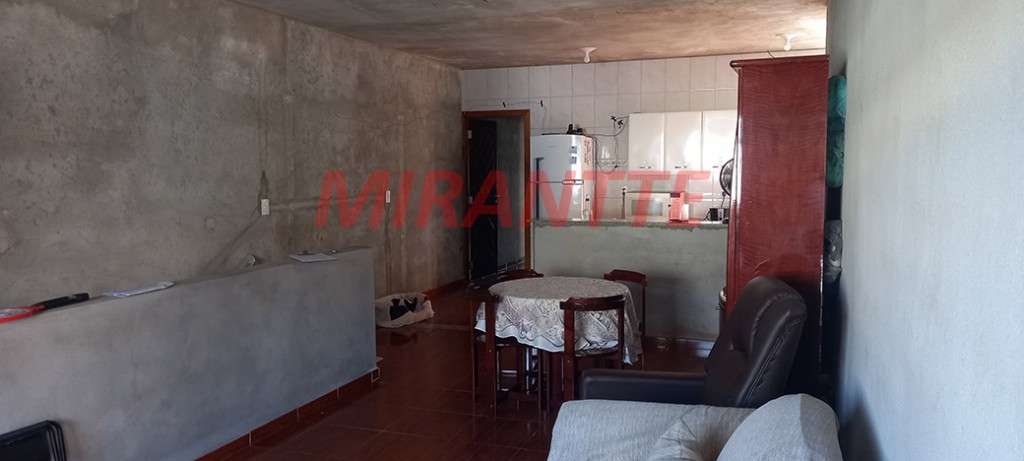 Sobrado de 208m² com 4 quartos em Casa Verde