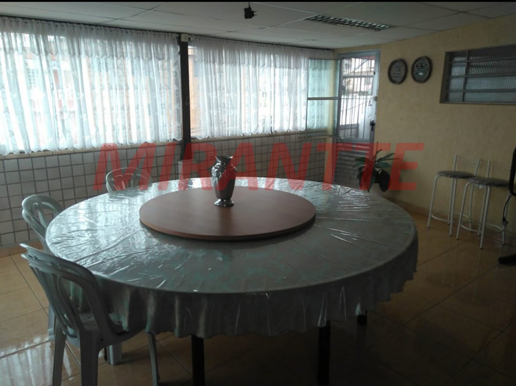 Sobrado de 196m² com 2 quartos em Sacoma