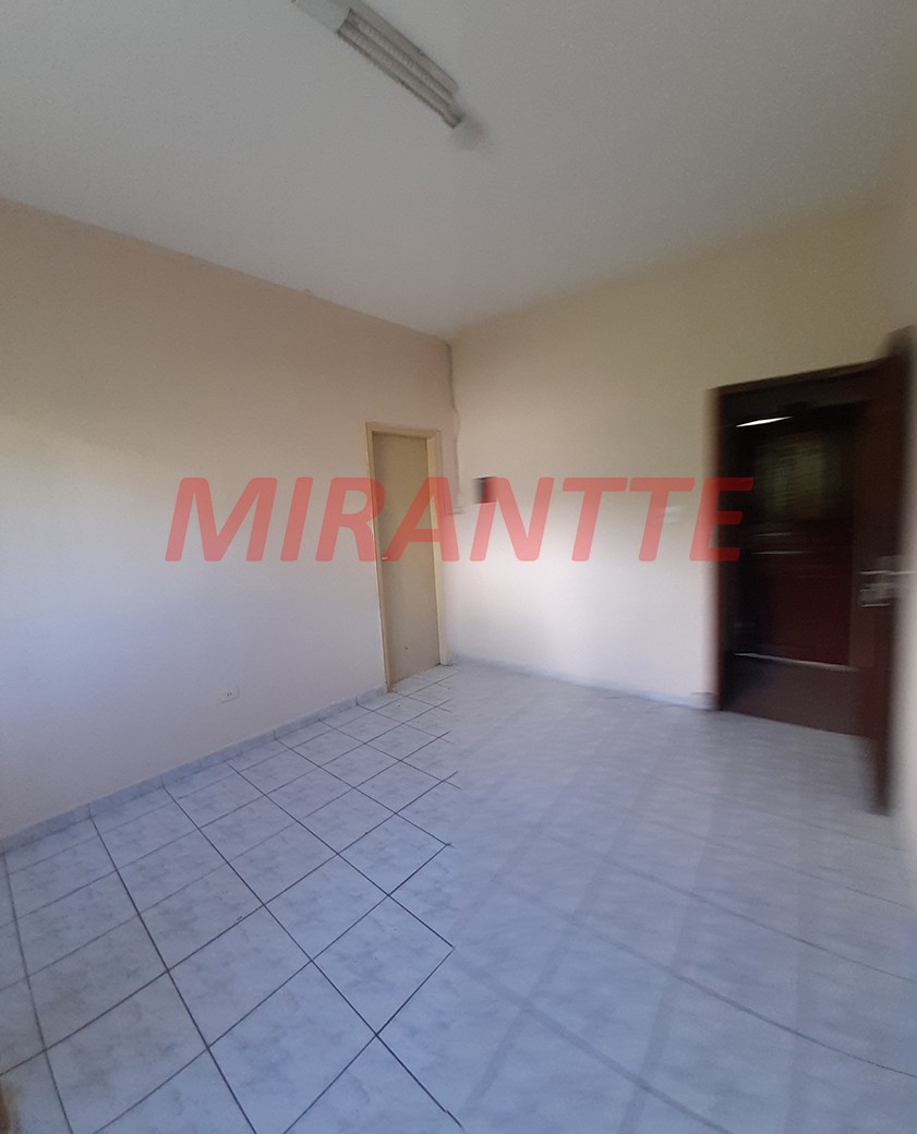 Conjunto comercial de 30m² em Tremembe