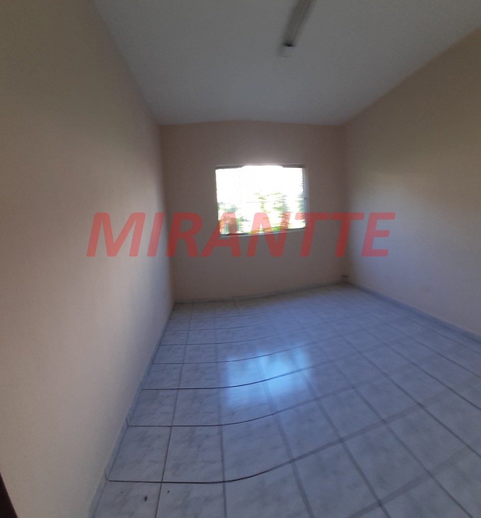 Conjunto comercial de 30m² em Tremembe