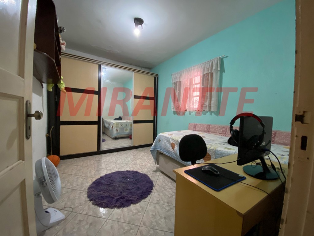 Casa terrea com 5 quartos em Vila Rosália