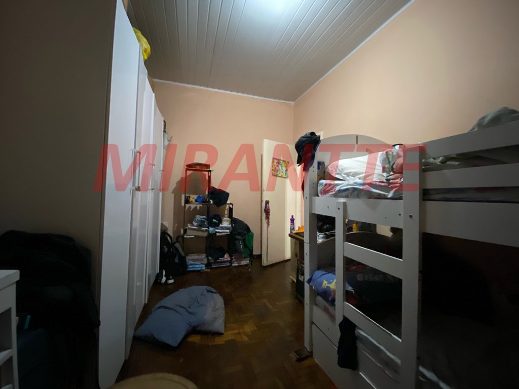 Casa terrea com 5 quartos em Vila Rosália