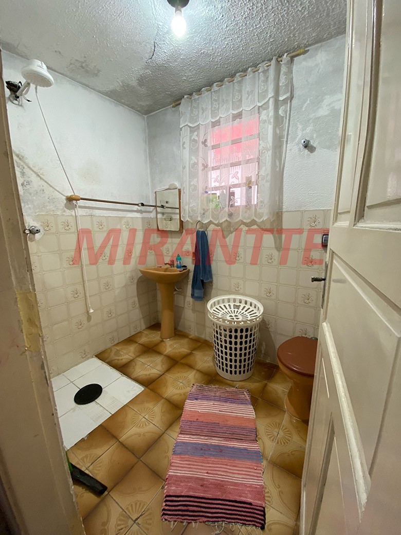 Casa terrea com 5 quartos em Vila Rosália