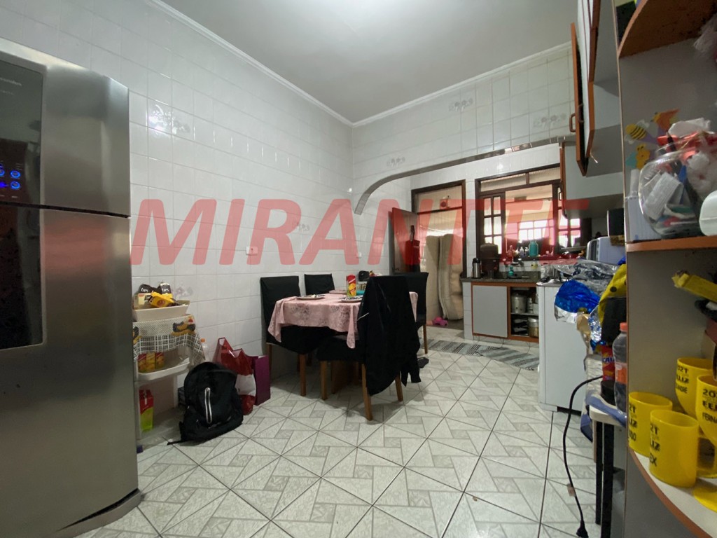 Casa terrea com 5 quartos em Vila Rosália