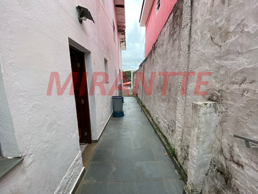 Casa terrea com 5 quartos em Vila Rosália