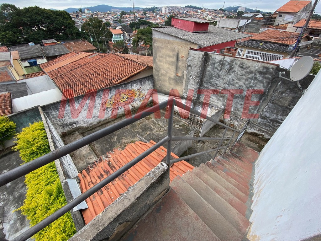 Casa terrea com 5 quartos em Vila Rosália