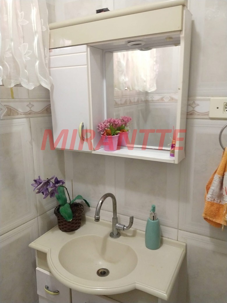 Sobrado de 316m² com 4 quartos em Vila Gustavo