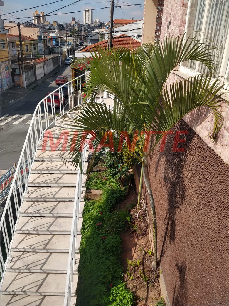 Sobrado de 316m² com 4 quartos em Vila Gustavo