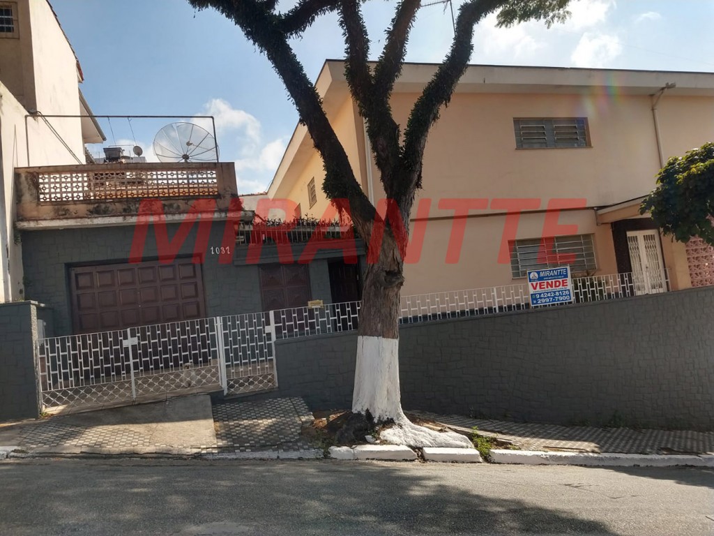 Sobrado de 316m² com 4 quartos em Vila Gustavo