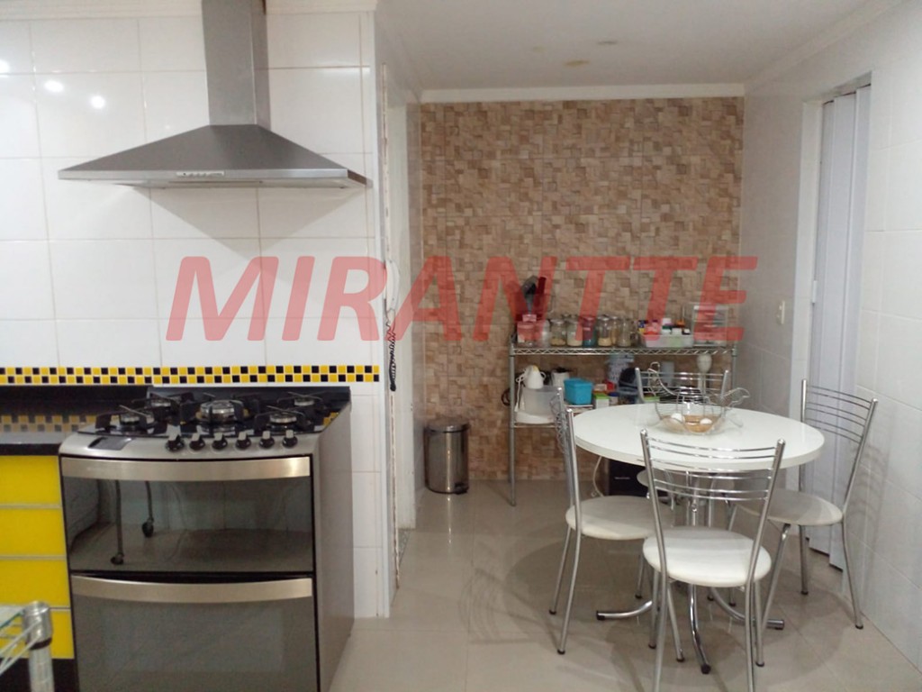 Apartamento de 178m² com 4 quartos em Penha De Franca