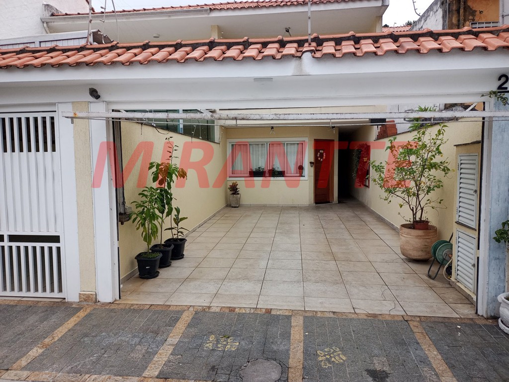Sobrado de 144m² com 3 quartos em Vila Mazzei