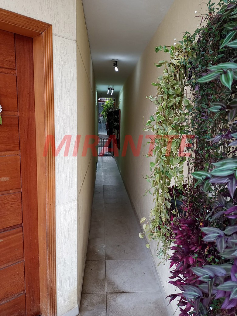 Sobrado de 144m² com 3 quartos em Vila Mazzei