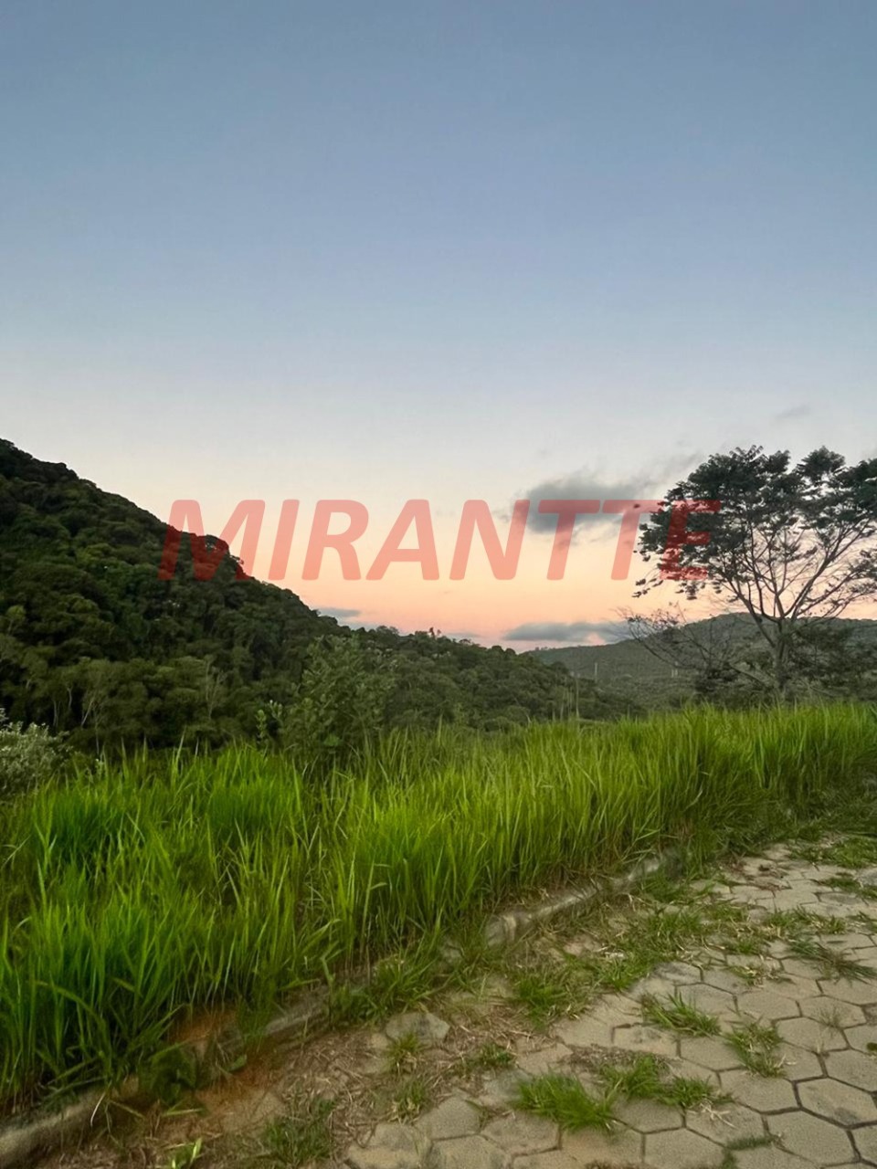 Terreno de 1036m² em Centro – Mairiporã