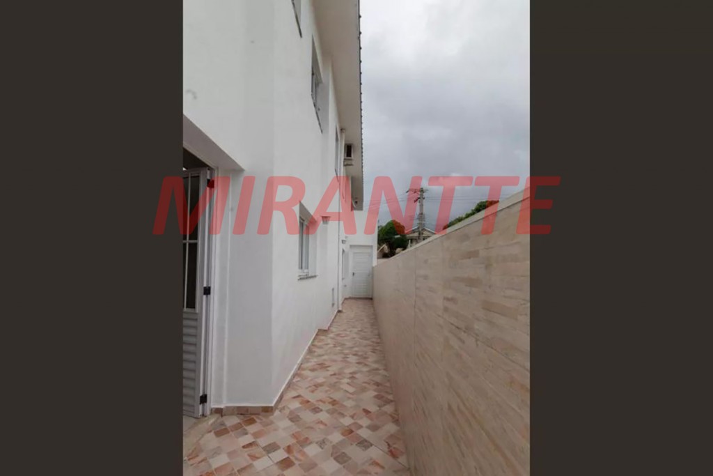 Sobrado de 251m² com 4 quartos em Vila Maria Alta
