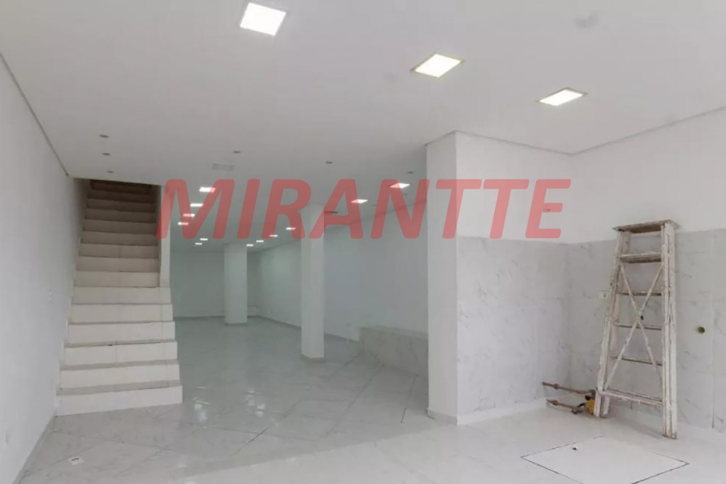 Sobrado de 251m² com 4 quartos em Vila Maria Alta
